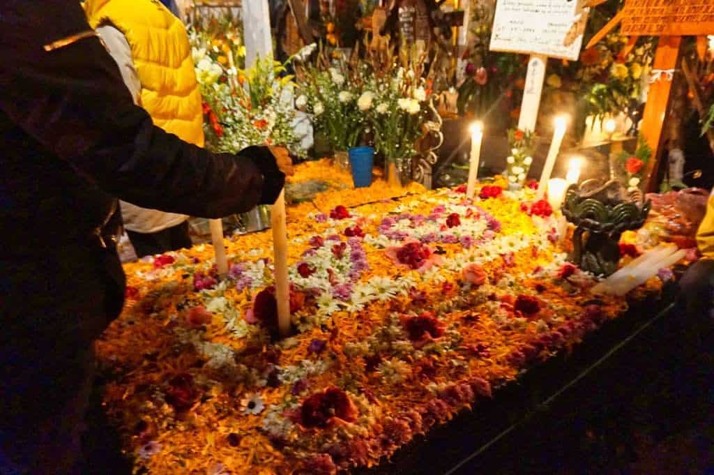 Friedhof Mixquic am Dia de los Muertos